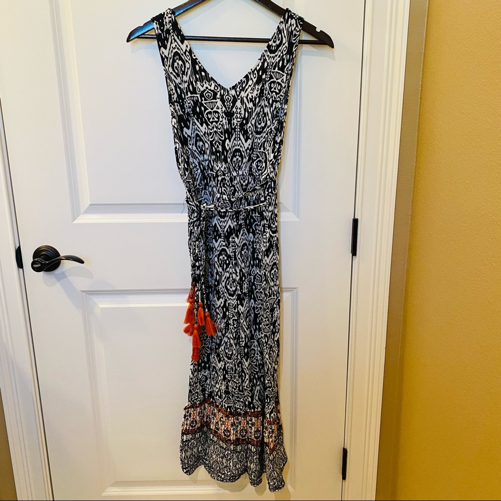 New Directions Petite Small Romper in Black and White with a Splash of Orange